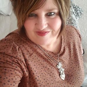 Meet your Posher, Michele